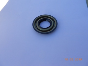 Kubota Hinterachsedichtung - Kubota : A-155, A-175, A-195, A15, A17, A19, Aste, B1-14, B1-15, B40, B1200, B1400, B1402, B1500, B1502, B4200, B5100, B6001, B6100, B7000, B7001, B7100, XB1
Zen-Noh : ZB1200, ZB1400, ZB1402, ZB1500, ZB1502, ZB5100, ZB6001, ZB6100, ZB7000, ZB7001, ZB7100
