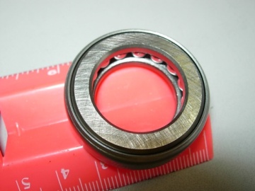 Vorschaltgetriebe Lager- OE - ! Die Richtung des Stellen ist sehr wichtig.